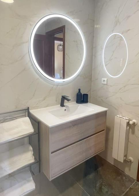 El Apartamento De Adriana En Torrelavega. エクステリア 写真