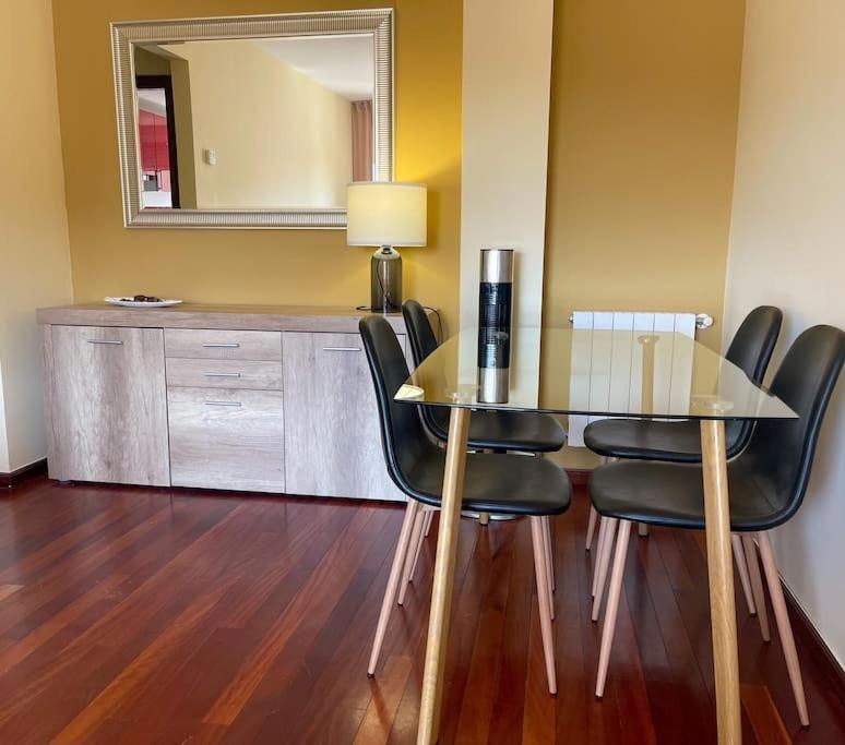El Apartamento De Adriana En Torrelavega. エクステリア 写真